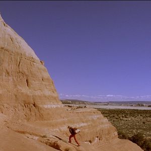 Bilder Girl on the Edge