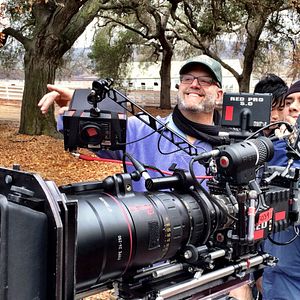 Bilder Girl on the Edge