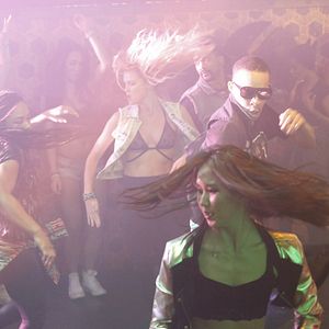 Bilder Wild For The Night