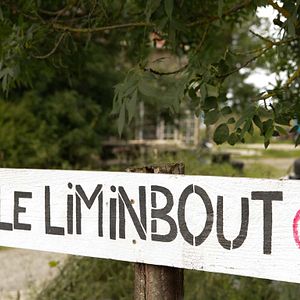 Bilder Les Pieds sur terre