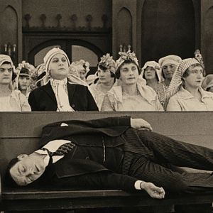 Bilder Der Mann mit den 1000 Bräuten