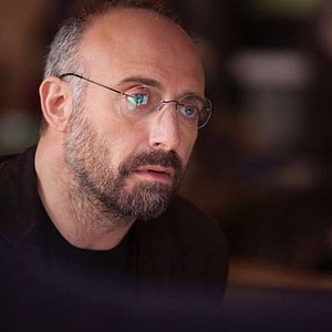 Bilder İstanbul Kırmızısı