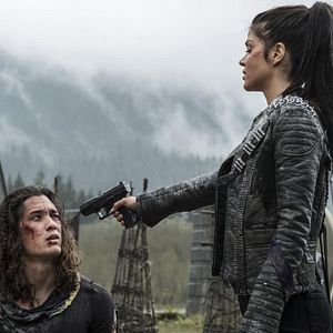 Bilder Marie Avgeropoulos