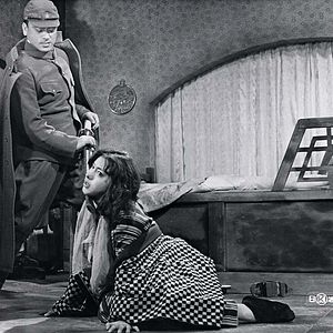 Bilder Nackt & verdammt