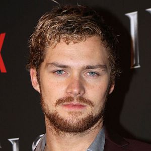 Bilder Finn Jones