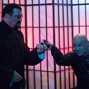 Bilder The Perfect Weapon