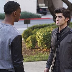 Bilder Famous In Love