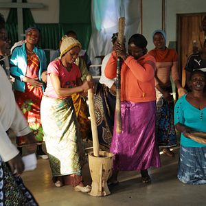 Bilder Sing It Loud - Luthers Erben in Tansania