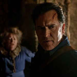 Bilder Ash Vs Evil Dead