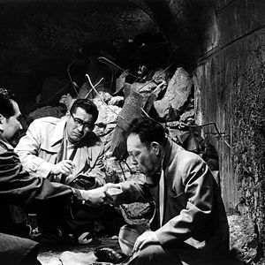 Bilder Die Bösen schlafen gut