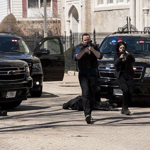 Bilder Sullivan Stapleton