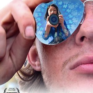 Bilder I Am Another You