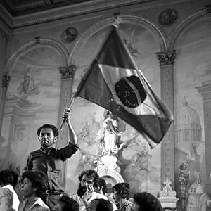 Bilder Coragem! As Muitas Vidas do Cardeal Paulo Evaristo Arns