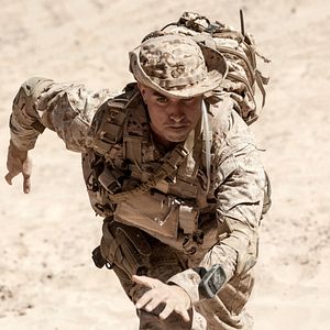 Bilder Überleben - Ein Soldat kämpft niemals allein