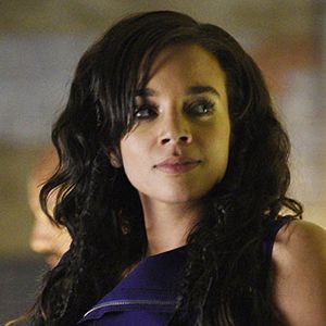 Bilder Hannah John-Kamen