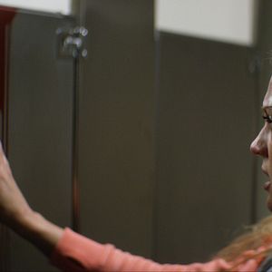 Bilder Tell Me How I Die