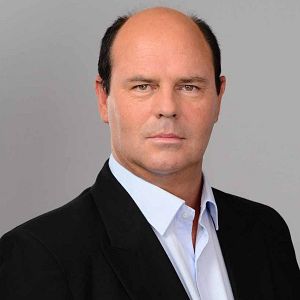 Bilder Morrison James