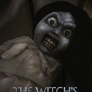 Bilder Conjuring The Witch's Doll