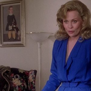 Bilder Die Geschichte der Dienerin