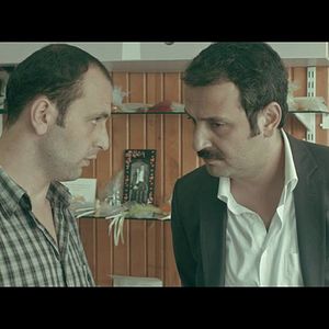 Bilder Kimse Bizi Konuşmasın