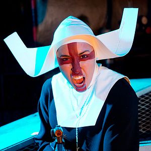 Bilder Officer Downe - Seine Stadt. Sein Gesetz.