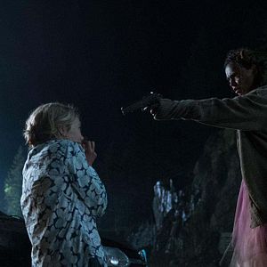 Bilder Dirk Gentlys holistische Detektei