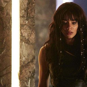 Bilder Hannah John-Kamen