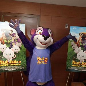 Bilder Operation Nussknacker 2: Voll auf die Nüsse