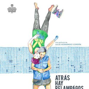 Bilder Lightning Falls Behind