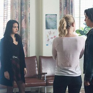 Bilder Camila Mendes