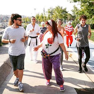 Bilder Sen Kiminle Dans Ediyorsun