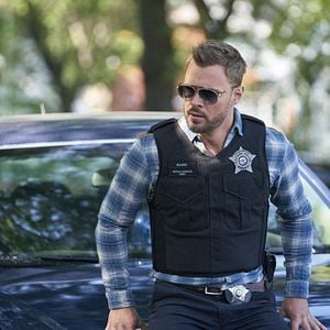 Bilder Patrick John Flueger