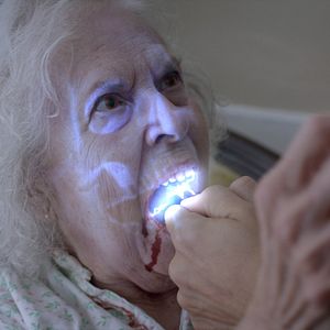 Bilder Night Of The Living Deb