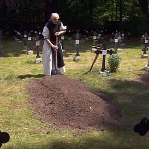 Bilder De terugkeer van de monniken op Schiermonnikoog
