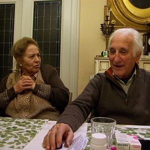 Bilder Muchos hijos, un mono y un castillo