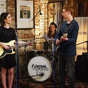 Bilder Life In Pieces