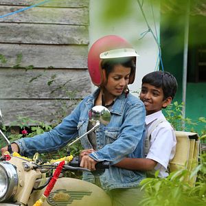 Bilder Amrita Acharia