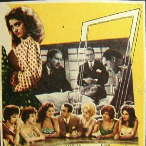 Bilder De espaldas a la puerta