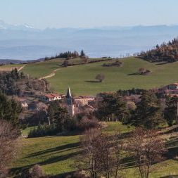 Bilder Un Village dans le vent