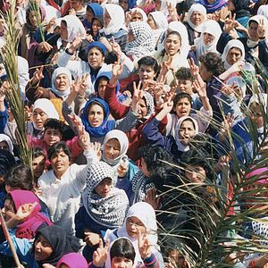 Bilder Naila and the Uprising