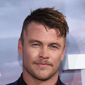 Bilder Luke Hemsworth