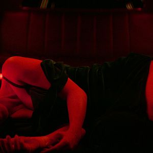 Bilder Glass Coffin - Du gehörst mir!