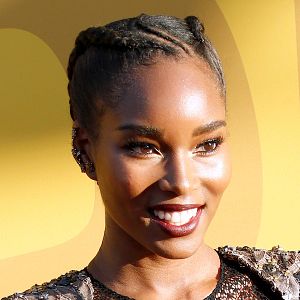 Bilder Damaris Lewis