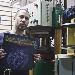 Bilder Vinil, Poeira e Groove