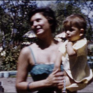 Bilder Un exilio: película familiar