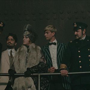 Bilder Fellinis Schiff der Träume