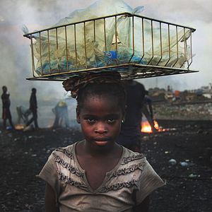 Bilder Welcome To Sodom - Dein Smartphone ist schon hier