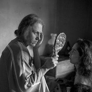 Bilder Hilda Hilst Pede Contato