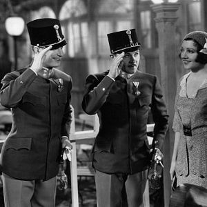 Bilder Der lächelnde Leutnant