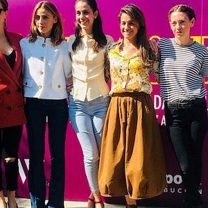 Bilder Las niñas bien